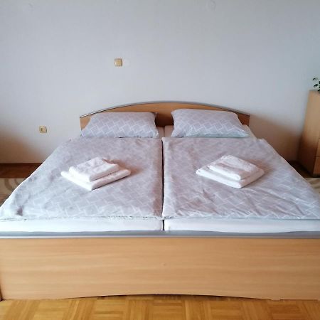 Apartment Pati Ljubljana Exterior foto